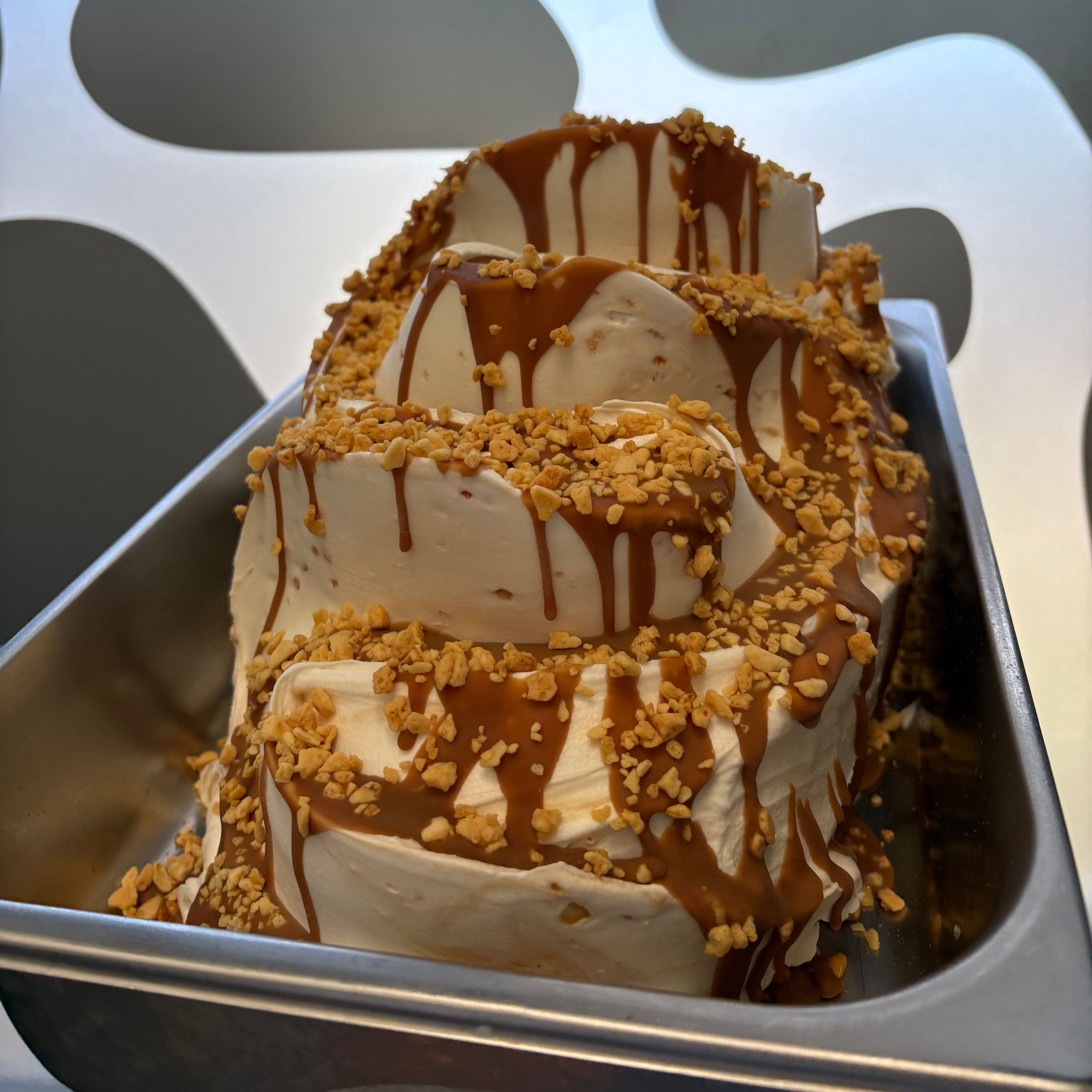 Sweet Cream, Honeycomb & Biscoff
